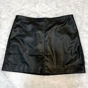 J Crew Women’s Black Faux Leather Mini Skirt